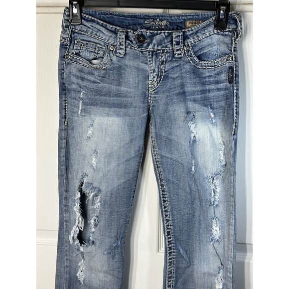 Silver Jeans Women’s 27/33 Tuesday Bootcut Flare Low-Rise Distressed Blue Denim - Picture 2 of 16